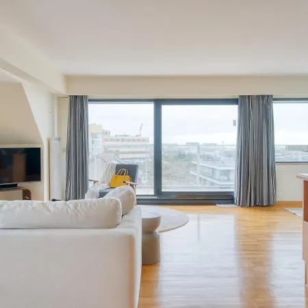 Spacious Duplex With Beautiful View Near The Sea Daire Koksijde