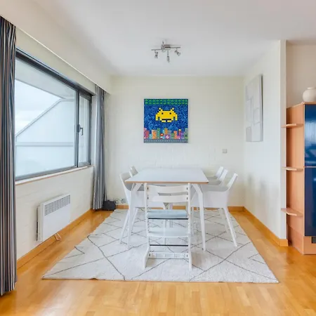 Spacious Duplex With Beautiful View Near The Sea Apartamento