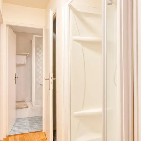 Spacious Duplex With Beautiful View Near The Sea *