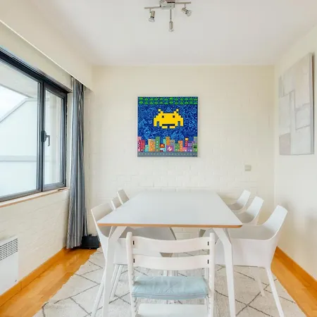 Spacious Duplex With Beautiful View Near The Sea Koksijde