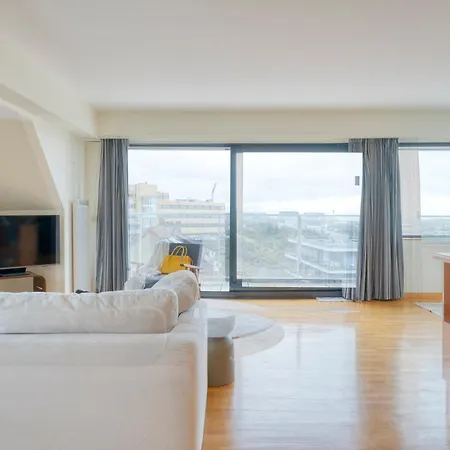 Spacious Duplex With Beautiful View Near The Sea Apartamento Koksijde