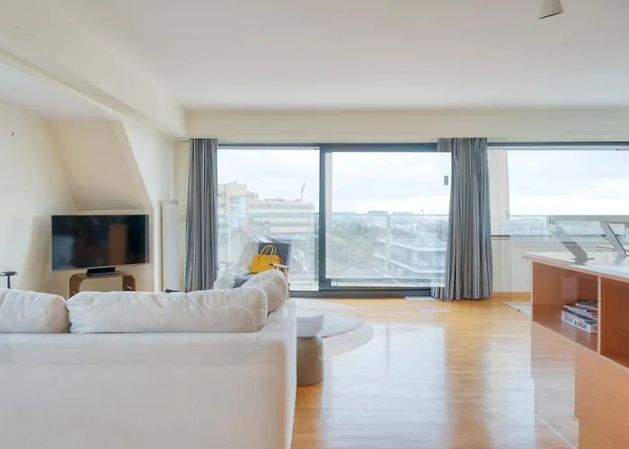 Spacious Duplex With Beautiful View Near The Sea Apartamento Koksijde